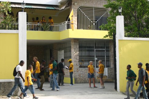 在海地的山達基志願牧師大樓。